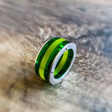 Cargar imagen en el visor de la galería, Anillos de plata con acrílico

